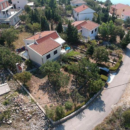 Beachfront House Nada - Happy Rentals Karlobag Εξωτερικό φωτογραφία